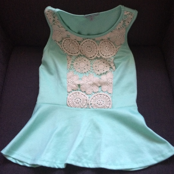 Charlotte Russe top - Picture 1 of 2