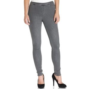 ❌SOLD Gray leggings