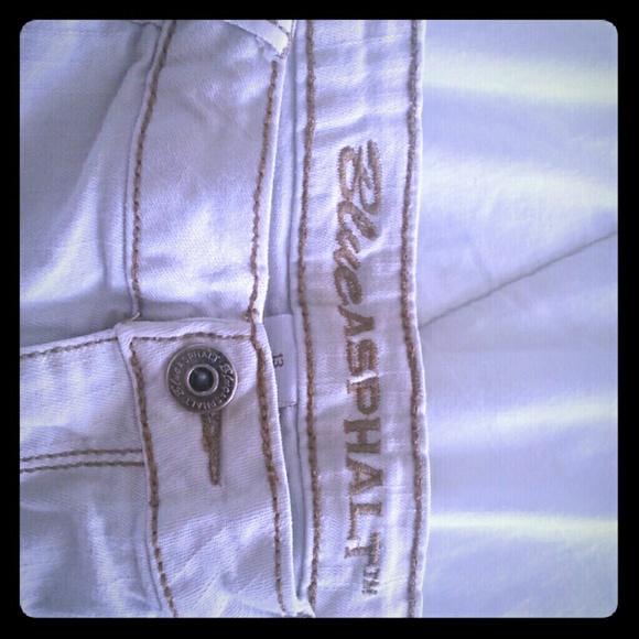 Blue Asphalt White Jean Shorts