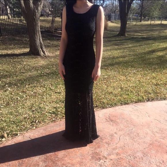 Black prom dress