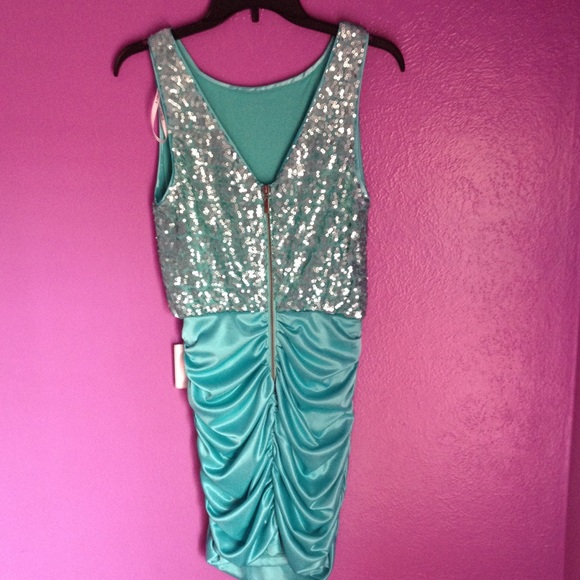 Teal Mini dress (B. Darlin) - Picture 3 of 4
