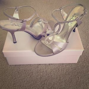 The Touch of Nina silver 3 inch heels