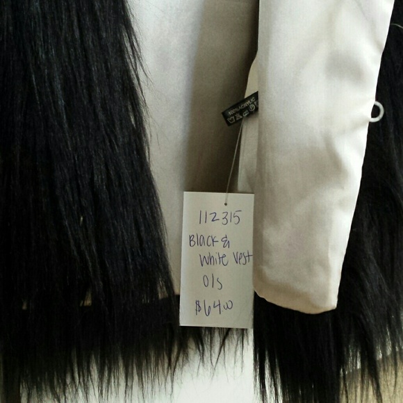 Fur vest, never worn, tags on. - Picture 3 of 3
