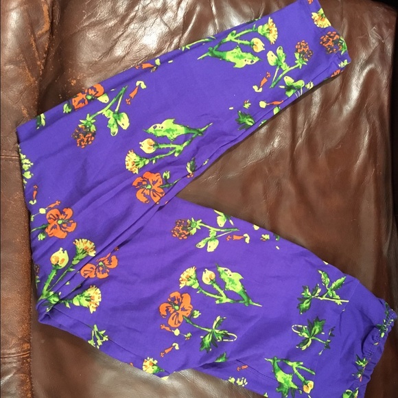 NWOT LuLaRoe leggings. Made in China.