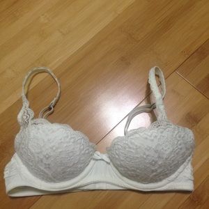 White lace push up bra