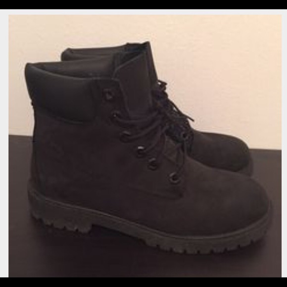 Black timberland Boots