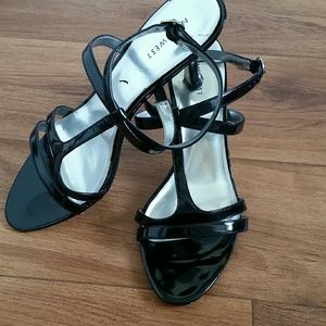 Strappy Black Heals!!