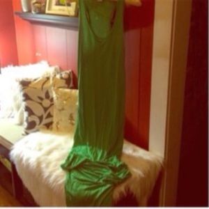 Green maxi dress