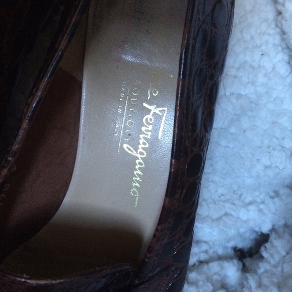 Italian made Ferragamo loafers - Picture 2 of 4