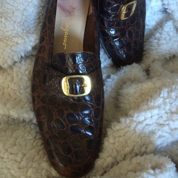 Italian made Ferragamo loafers - Picture 3 of 4