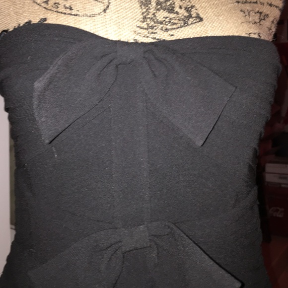 🌺$344 OFF RETAIL PRICE $348🌺NWT BCBG DRESS 🌺 RETAILS $348🌺 - Picture 2 of 4