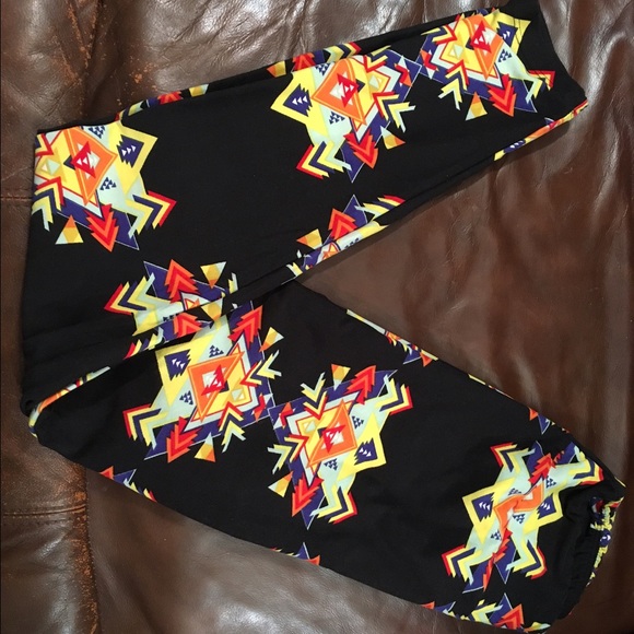NWOT LuLaRoe leggings. Made in China.