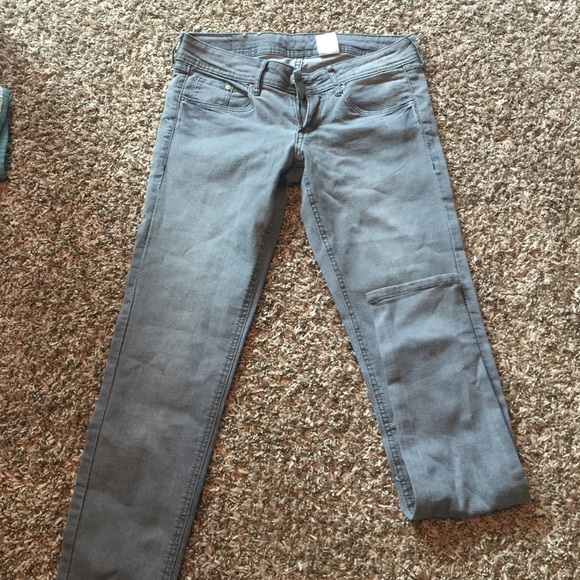 H&M gray skinny jeans