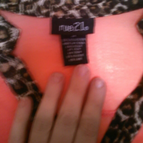 Rue 21 orange and leopard top - Picture 2 of 3