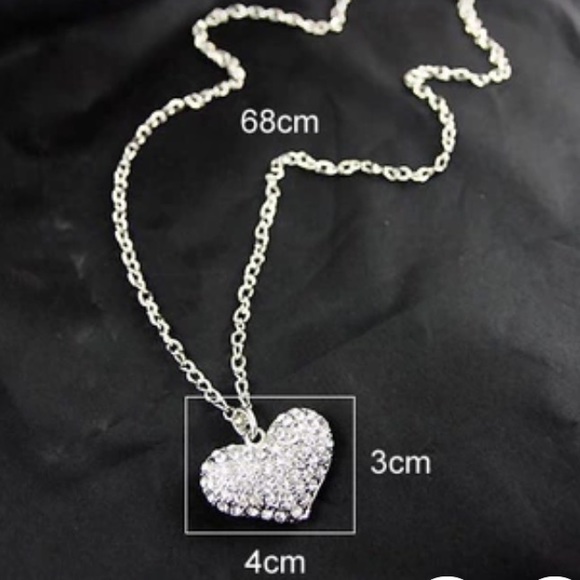 Bling long chain heart pendant! Jewelry accessory