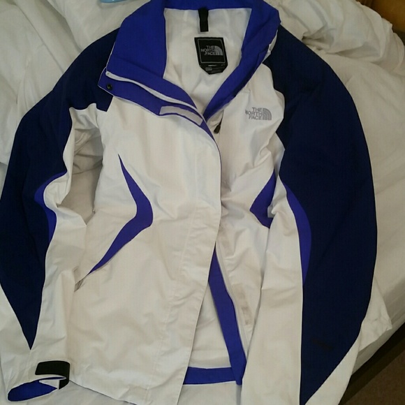 Hyvent Northface 2 in 1 Jacket. Good condition