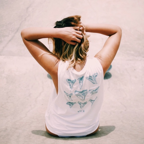 RVCA shark tooth tank