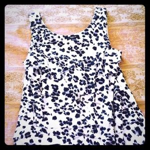 Style & Co Sleeveless Ruffled Top Black & White L