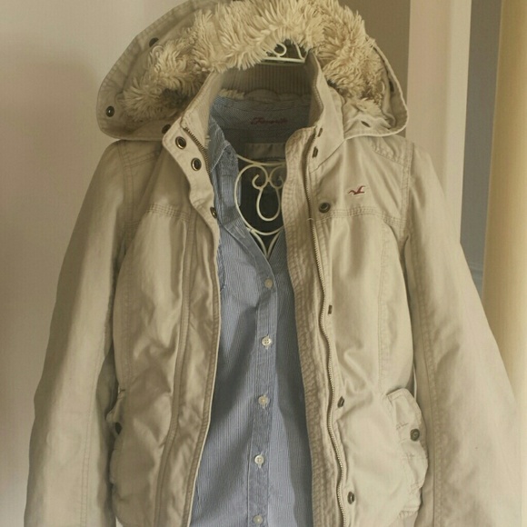 Hollister coat