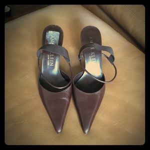 👠👠👠Anne Klein Classy & Sexy Brown Heels, 8M