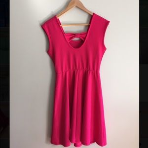 💕Precious pink bow dress - from Francesca's