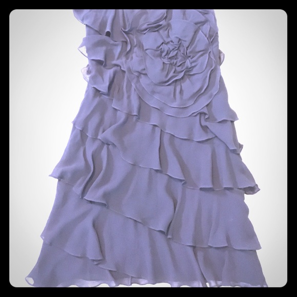 Black rose ruffle dress - Picture 1 of 2