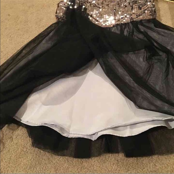 Black and Silver Sequin Dress - Picture 2 of 4