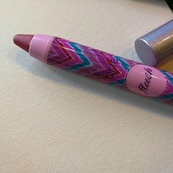 Tarte lip tint lipsurgence in flush power pigment