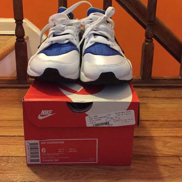 Nike Air Huarache - Picture 2 of 4