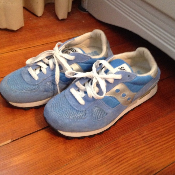 Blue Saucony shadow shoes