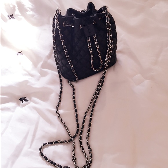 Zara Black Leather Chain Bag