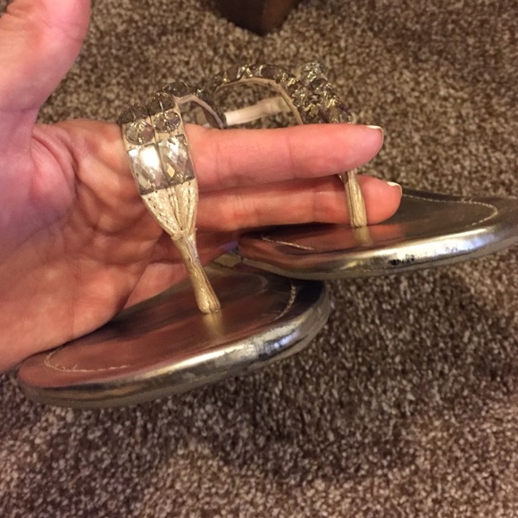 Vince Camuto rose gold sandals - Picture 4 of 4