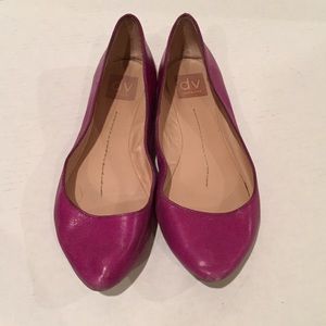 DV DOLCE VITA magenta pink pointed toe flats 7.5 8