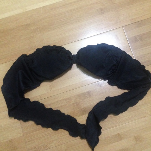 Ruffle bikini top - Picture 1 of 2