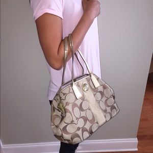 Coach Signature Tote