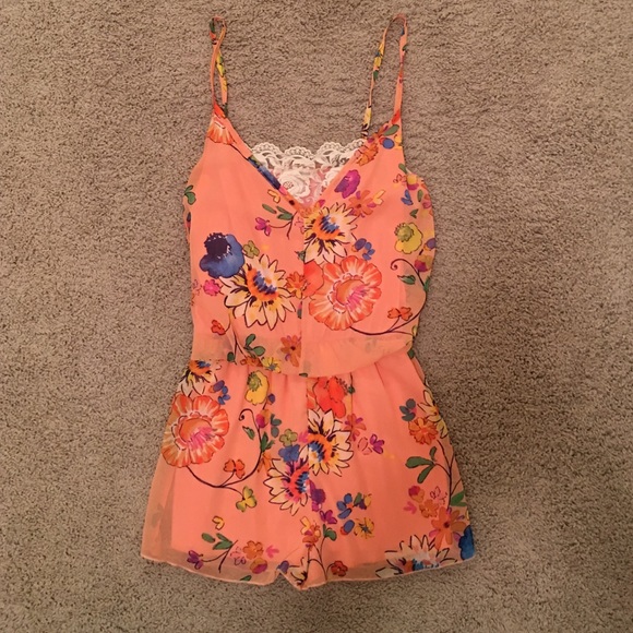 Romper - Picture 1 of 1