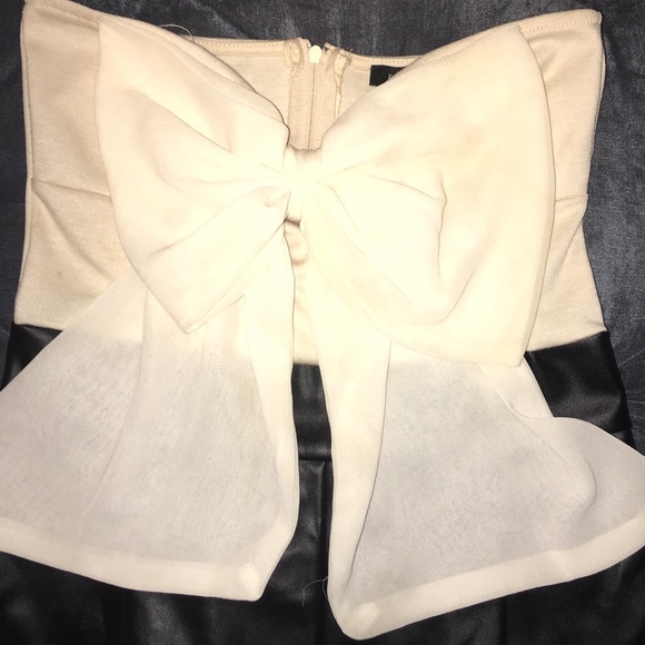 ForeignExchange romper - Picture 4 of 4