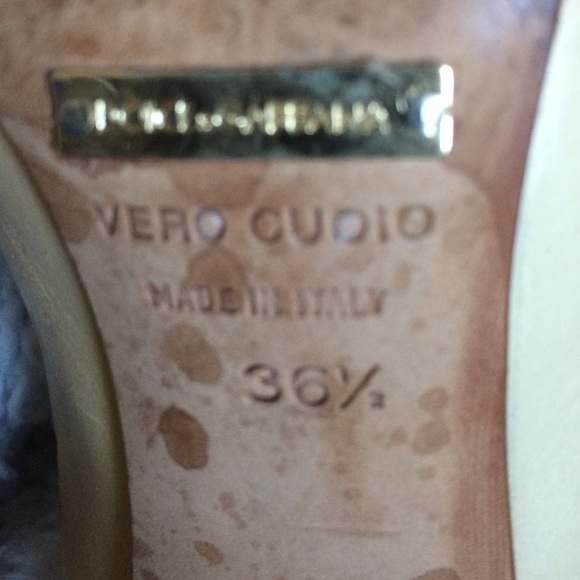 Dolce and Gabana heels - Picture 3 of 4