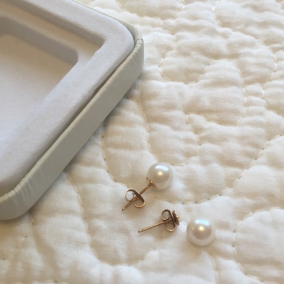 FINAL PRICE! Authentic fresh water cultured pearls