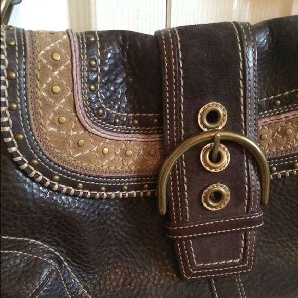 Leather and suede coach shoulderbag - Picture 2 of 4