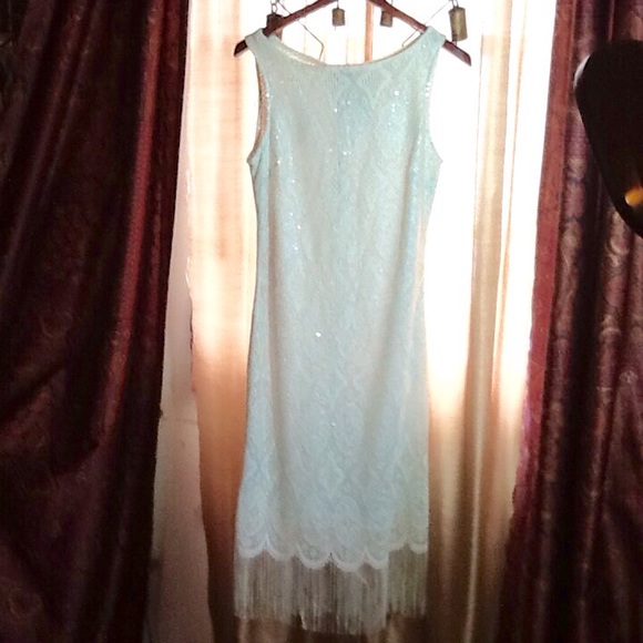 Hours Lass Dresses & Skirts - 💋 FANCY LACE, SPARKLES AND FRINGE MIDI DRESS 💋