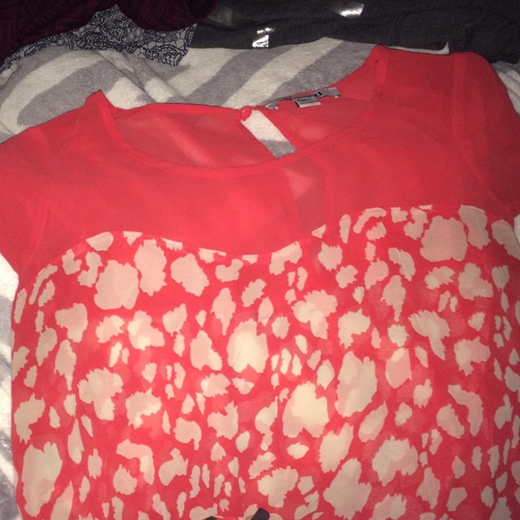 super cute blouse