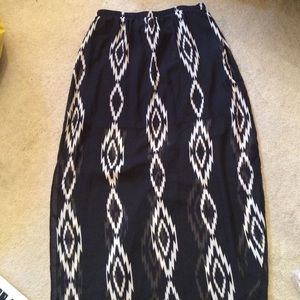 Bundle maxi skirt and purse
