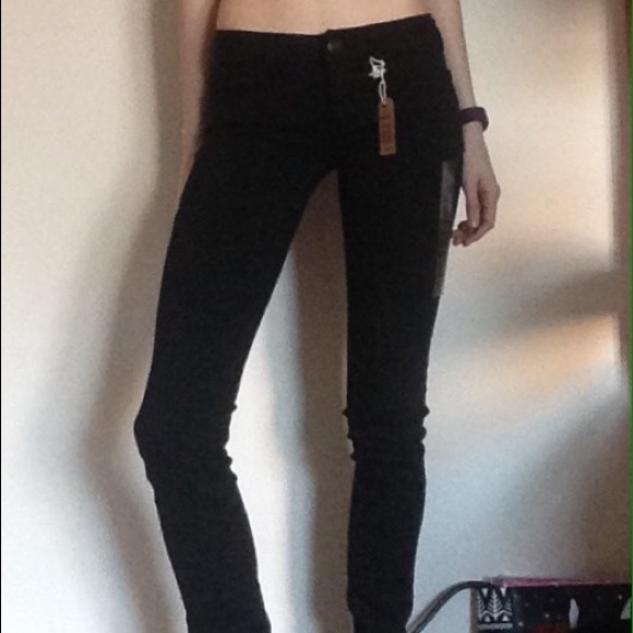 Black AE super stretch jegging