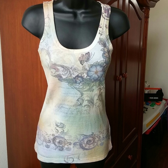 Custom airbrushed tank