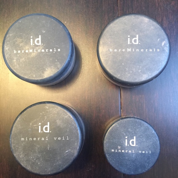 Bare Minerals Foundation Lot with Brushes