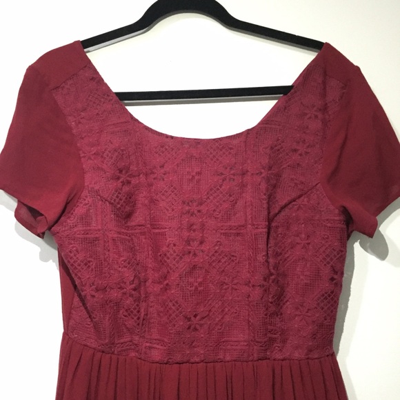 High Low Wine Colored Dress *PRICE FIRM* - Picture 2 of 4