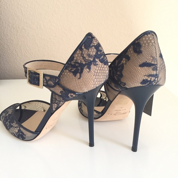 Authentic Jimmy Choo, Mary Jane LACE heel, navy - Picture 2 of 6