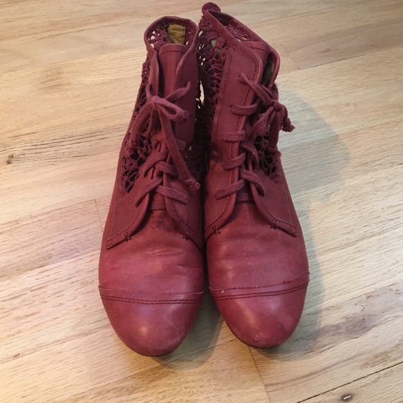 Red Latigo lace boots