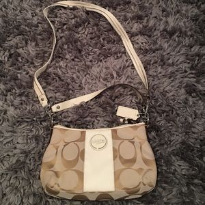Coach crossbody 17439